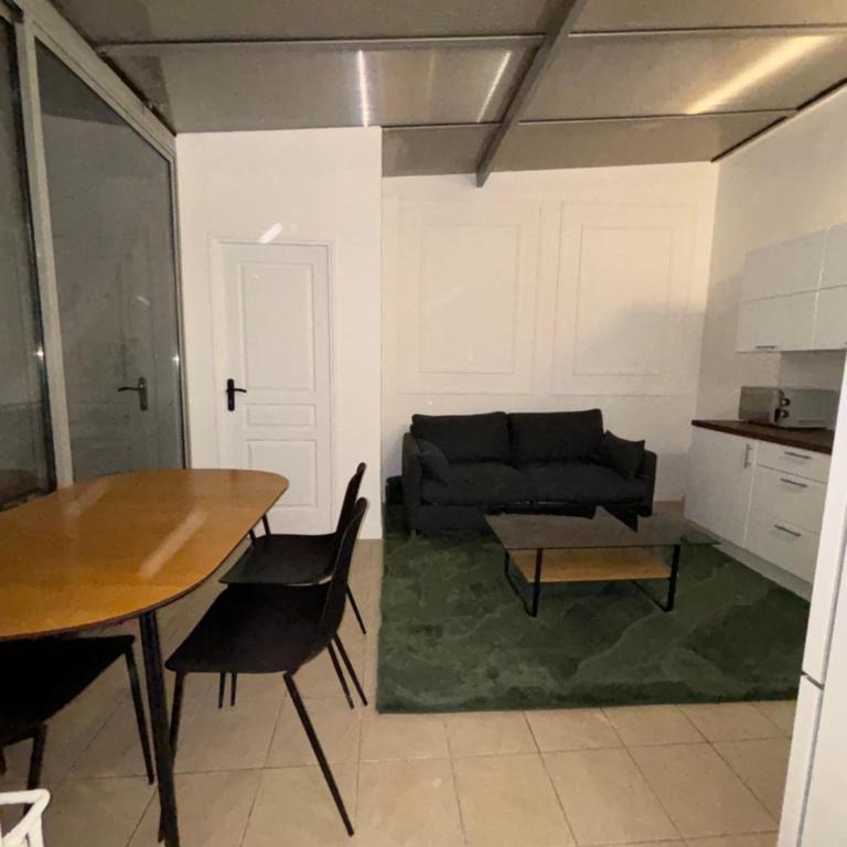 Tour Eiffel ,Champs-Élysées, Flandrin - Appartement 2 Chambres avec Terrasse - 29