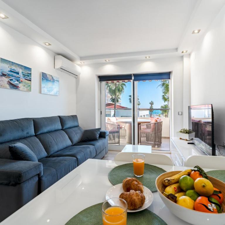 Beach Stay with Terrace & Sea View REF050 - Apartamento con vistas al mar - 1