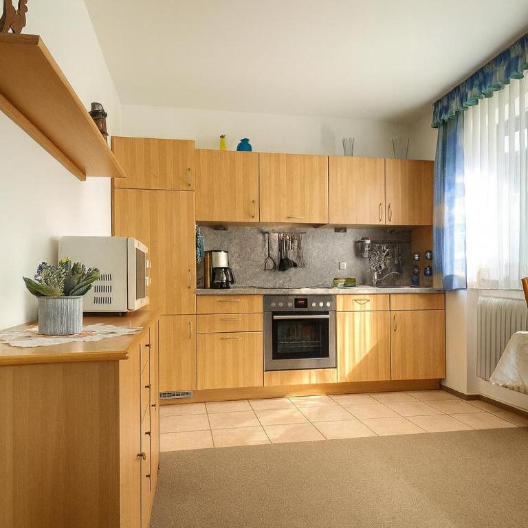 Hardi's Hotel - Apartment mit Blick auf die Berge - 7
