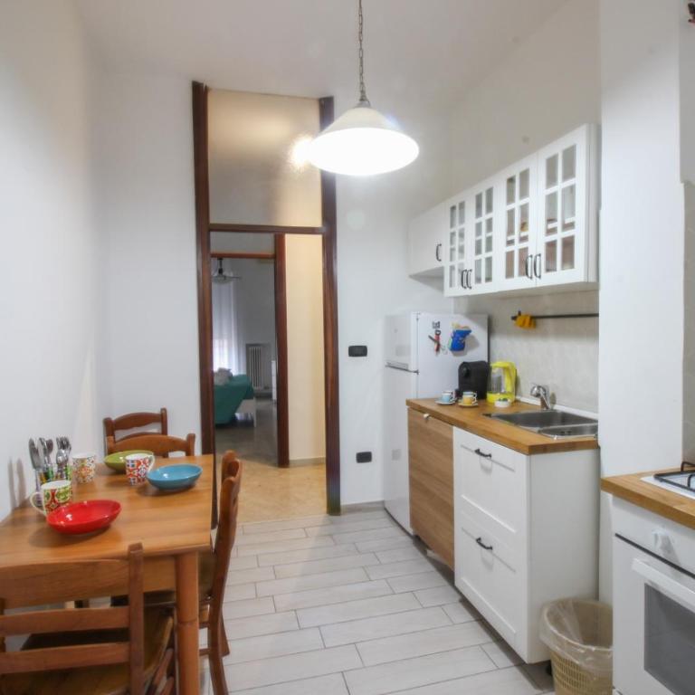 Lunaclò - Appartamento con 2 Camere da Letto - 8