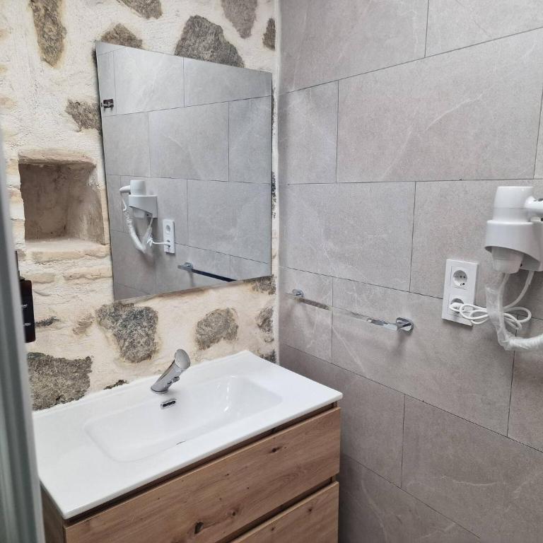 Casa siglo XV 4Toledo habitacion privada con baño - Casa - 5