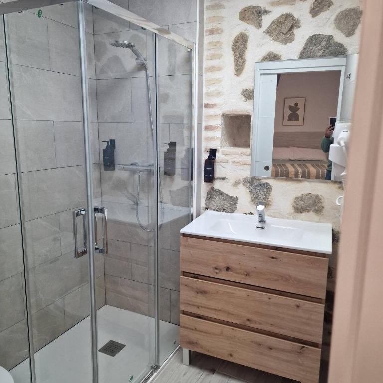 Casa siglo XV 4Toledo habitacion privada con baño - Casa - 10