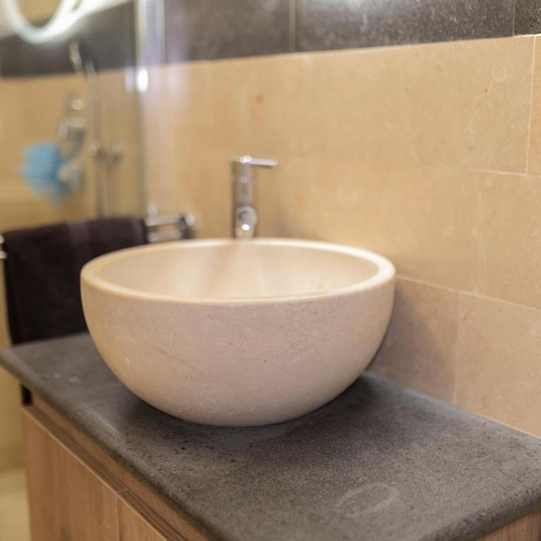 Elegante appartamento ristrutturato a pochi passi dal mare e dal centro - Appartement 1 Chambre - 16