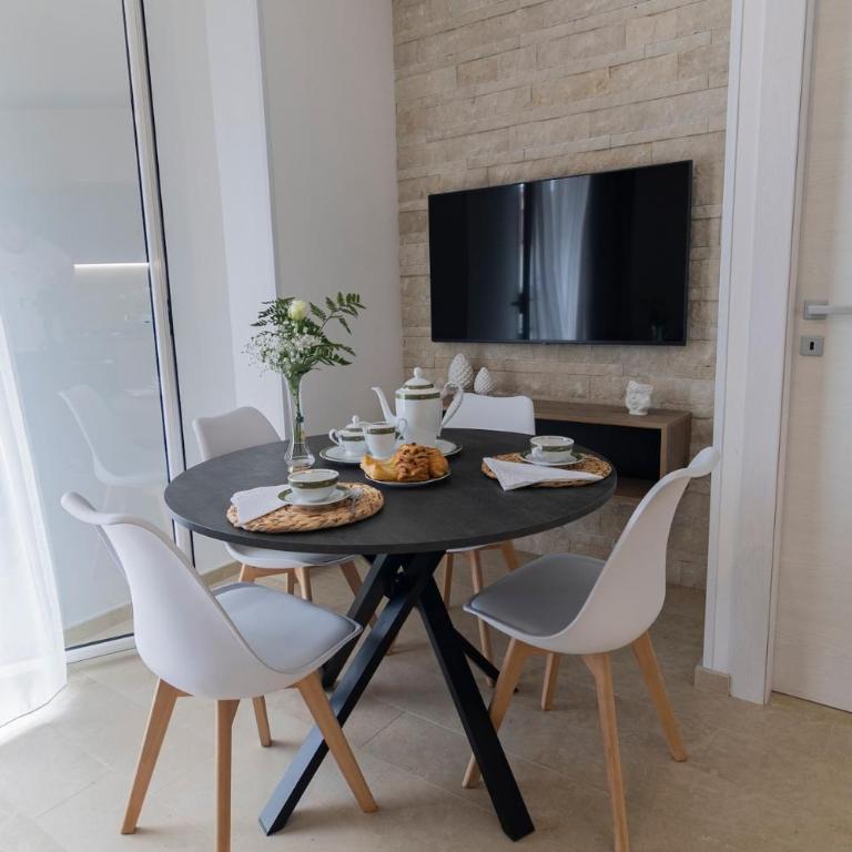 Elegante appartamento ristrutturato a pochi passi dal mare e dal centro - Appartement 1 Chambre - 7