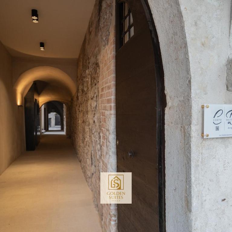 GoldenSuitesItaly Duomo Luxury Apartment 1 - One-Bedroom Apartment - 18