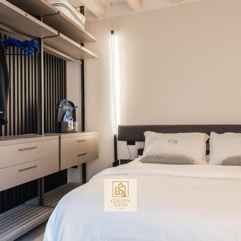 GoldenSuitesItaly Duomo Luxury Apartment 1 - One-Bedroom Apartment - 44
