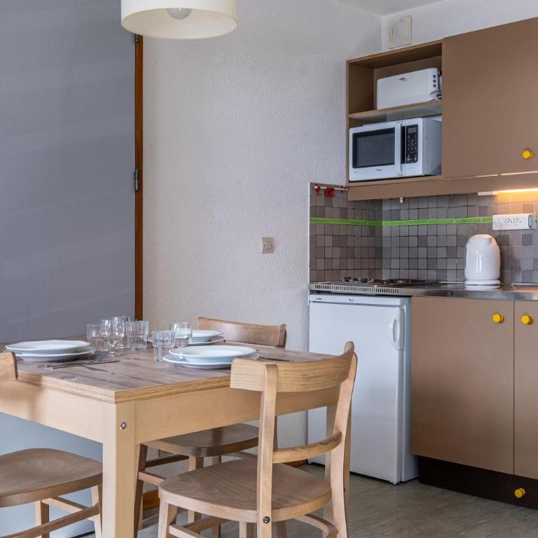 VVF Val-Cenis Haute-Maurienne - Appartement 1 Chambre 3 Adultes « PLANCHAMP » - 1