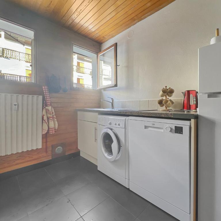 3 Pièces 6/8 Pers centre Carroz (AA111) - Appartement 2 Chambres avec Terrasse - 2