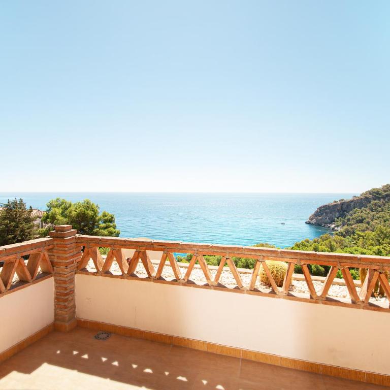 Costa Tropical Sea View House with Heated Pool and Sauna - Three-Bedroom House - 12