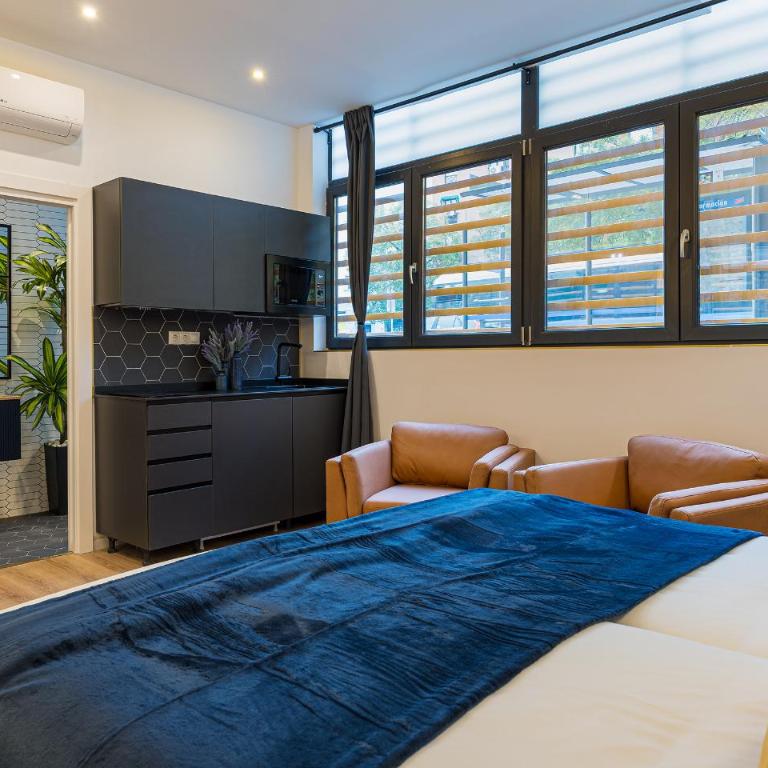 B IM La Latina-City Centre-WiFi-AC-SmartTV B - Apartment - 6