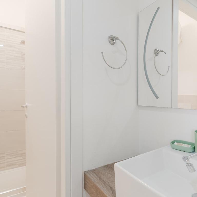 GuestHost - Lovely Apartment in Maggiolina - Appartamento con 1 Camera da Letto - 24