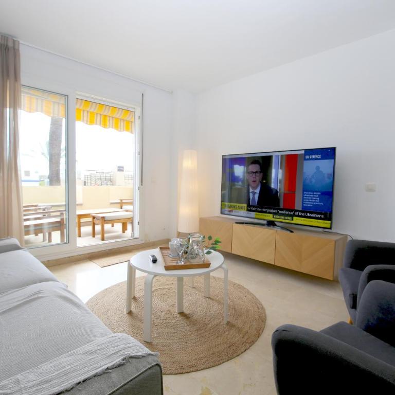 Estepona Port Apartment KIM - Apartamento de 2 dormitorios - 3