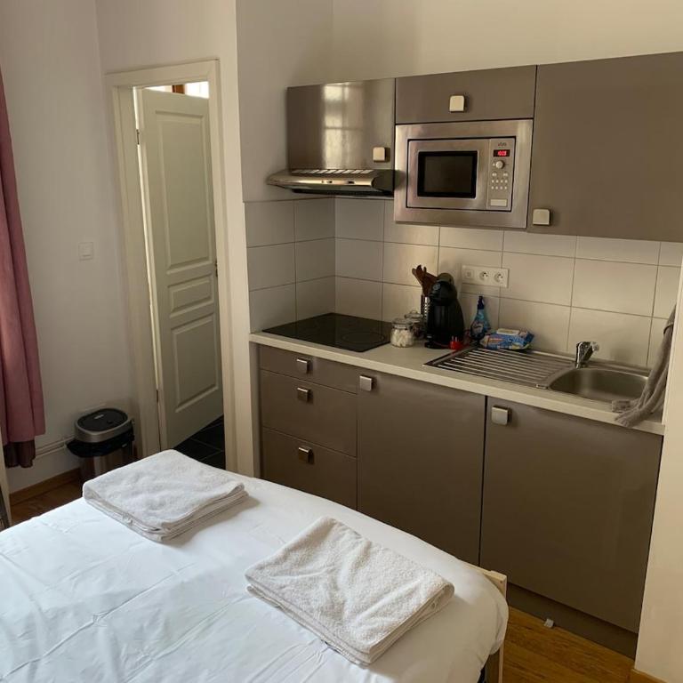 Studio au cœur du centre ville - Apartamento de 1 dormitorio - 6