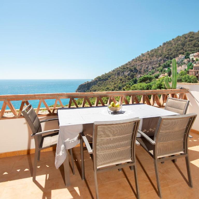 Costa Tropical Sea View House with Heated Pool and Sauna - Three-Bedroom House - 3