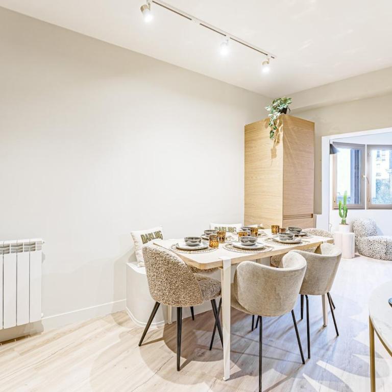 Modern Family Suite with 3 bedrooms and 2 bathrooms for 6 people - Appartement 3 Chambres avec Vue - 16