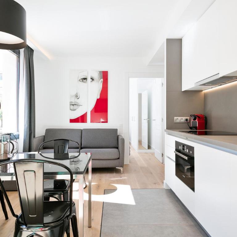 Murmuri Residence Mercader - Luxury two-Bedroom Apartment with Terrace - 2