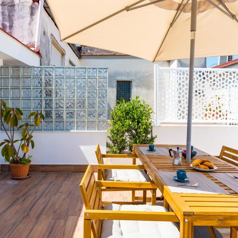 Viewsuvio Terrace at historical center - Apartment - 25