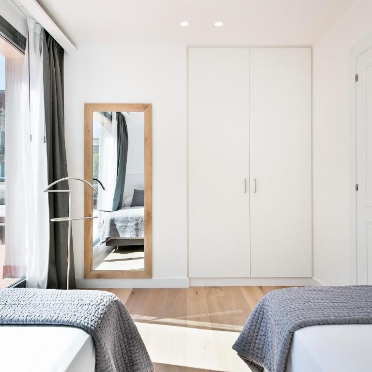 Murmuri Residence Mercader - Luxury two-Bedroom Apartment with Terrace - 14