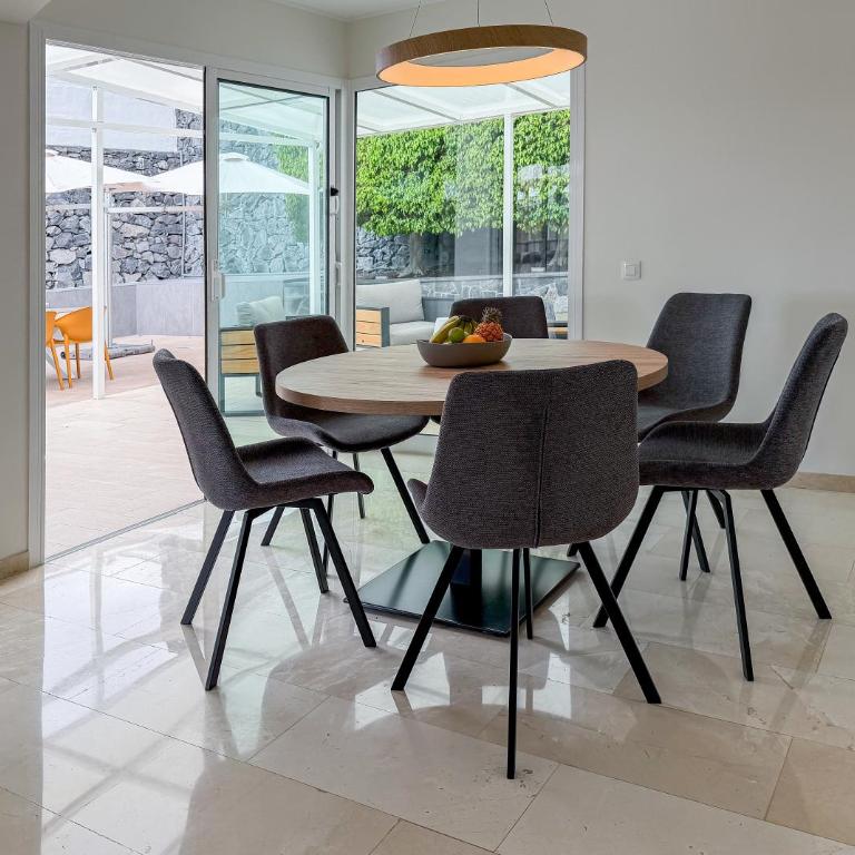 Exklusive Villa mit beheiztem Pool in Costa Adeje - Villa con piscina privada - 10