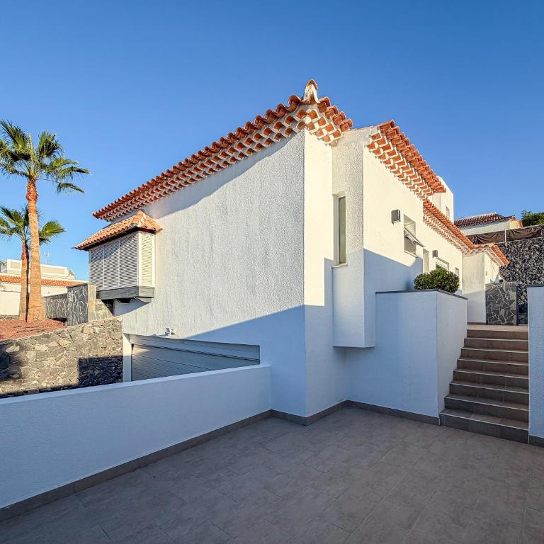 Exklusive Villa mit beheiztem Pool in Costa Adeje - Villa con piscina privada - 31