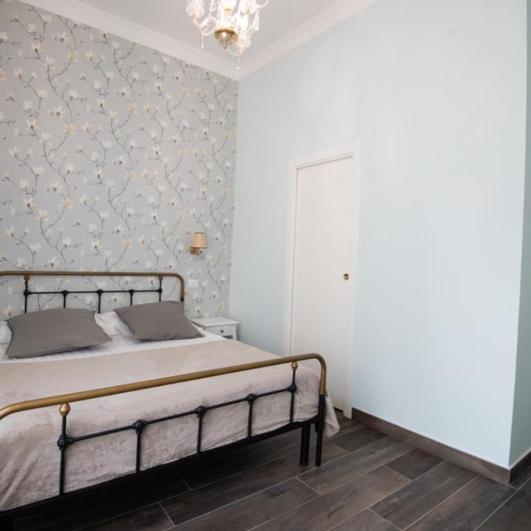 Maison Materdei Rooms - Camera Matrimoniale con Bagno Privato - 3