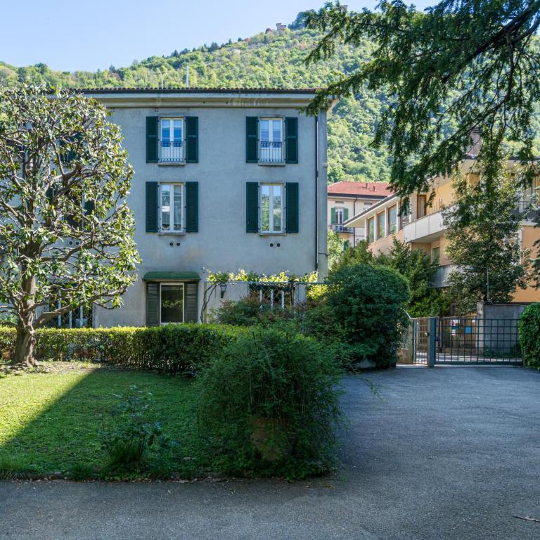 La Magnolia - Two-Bedroom Apartment with Garden View - 1