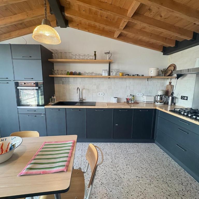 Terra Cielo Maison Arles avec terrasse - Apartment mit 2 Schlafzimmern - 20