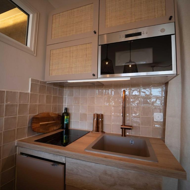 Casa Eros - secure private parking - One-Bedroom Apartment - 2