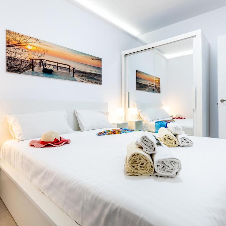 1012 Los Cristianos front row sea, pool free WiFi - Apartamento de 2 dormitorios - 9