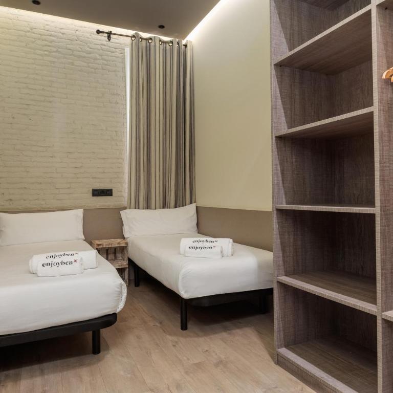 Enjoybcn Miro Apartments - Deluxe Apartment - 37