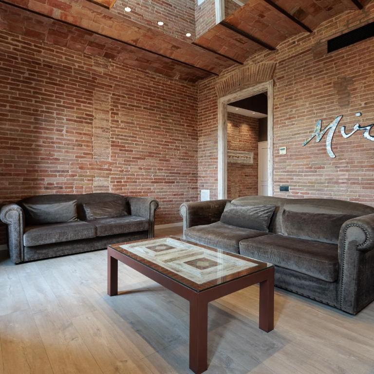 Enjoybcn Miro Apartments - Deluxe Apartment - 11