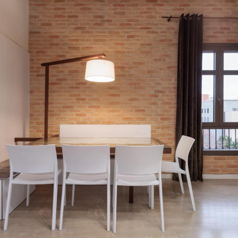 Enjoybcn Miro Apartments - Three-Bedroom Apartment with View - 16