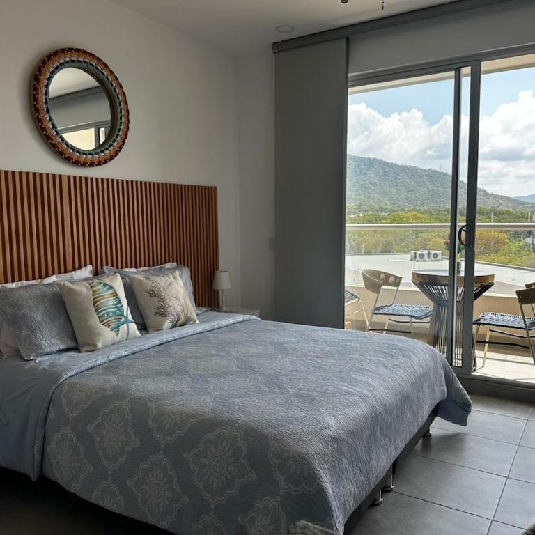 New luxury studio apartment with ocean view, Santa Marta - One-Bedroom Apartment with Balcony - 4