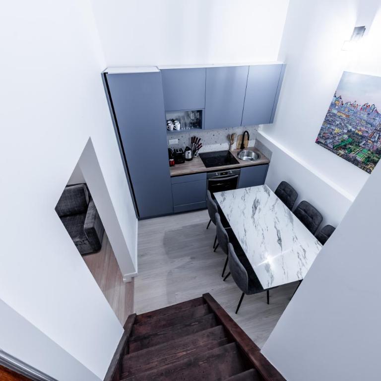 Modern Courtyard House 6mn from Gare Montparnasse - Appartement 2 Chambres - 13