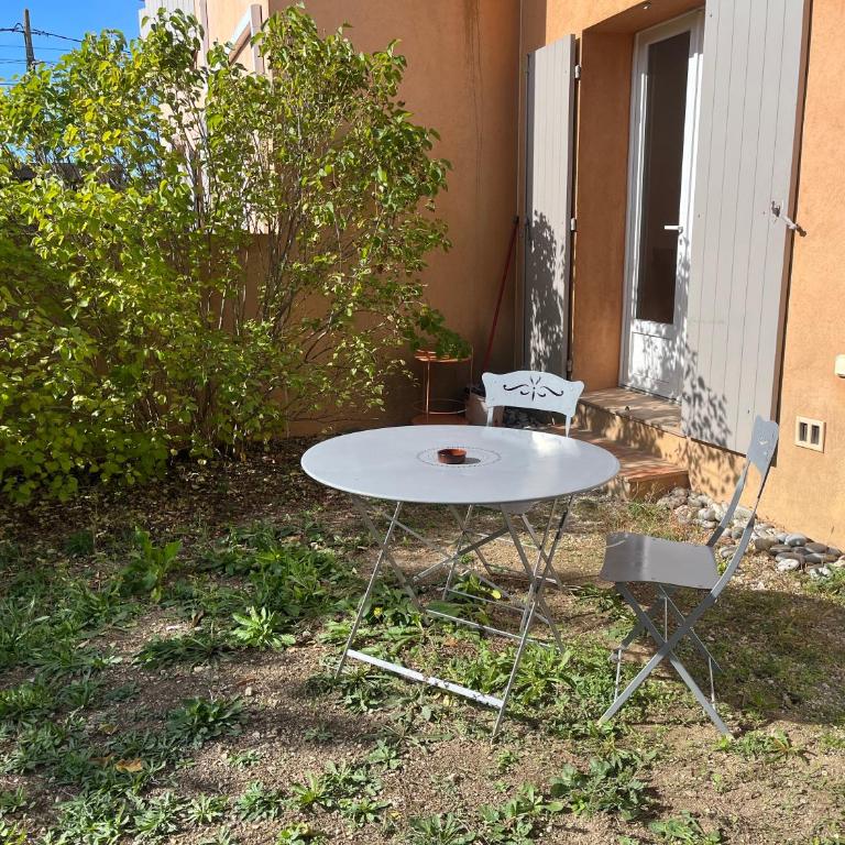 Charmante petite maison provençale - Maison 1 Chambre - 2