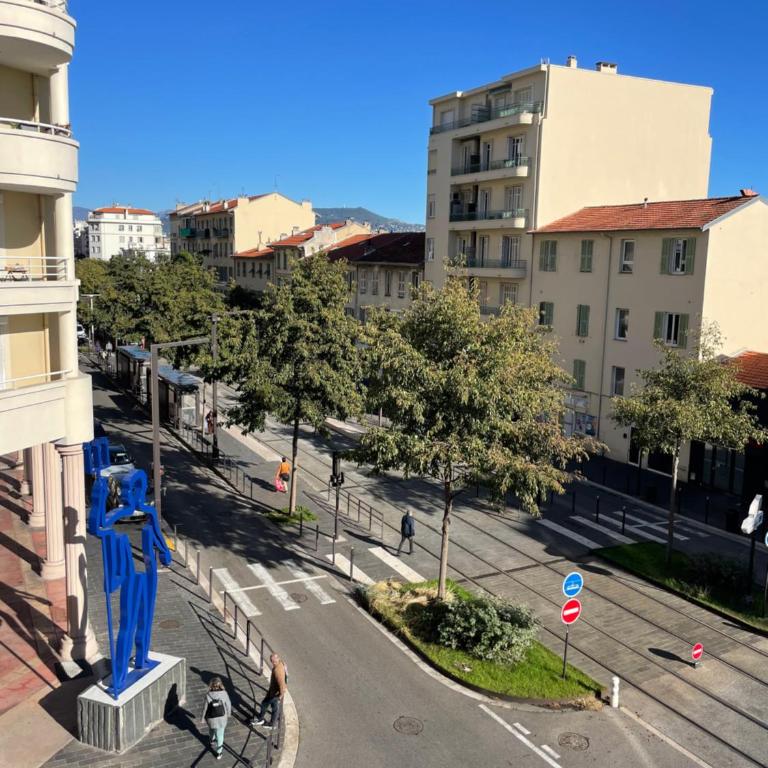 Comfy 2 min to Beach - AC - Appartement 1 Chambre - 35