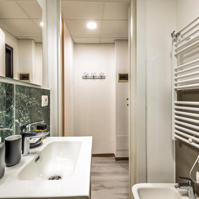 DHOME Pantano - Velasca Tower Apartments - Appartamento Monolocale con 1 Letto Matrimoniale - 3