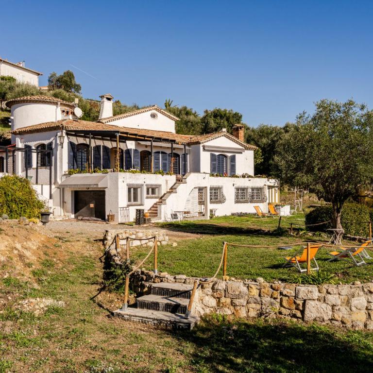 Villa, piscine et vue mer exceptionnelle à Nice - Maison 4 Chambres - 70