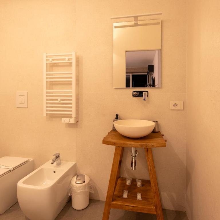 Tropicana Suite - Adults Only - Camera King con Vista Piscina - 1
