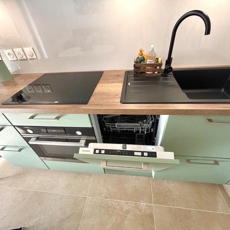 Appartement neuf T3 en hyper centre, clim, parking - Appartement 2 Chambres - 20