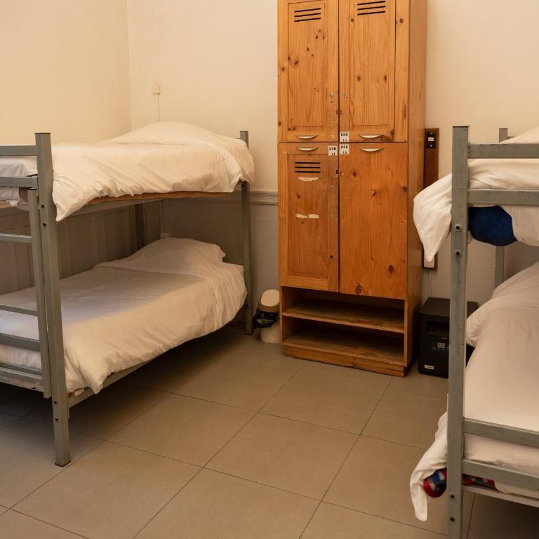 Happy House Hostel - Cama en habitación compartida mixta de 8 camas - 3