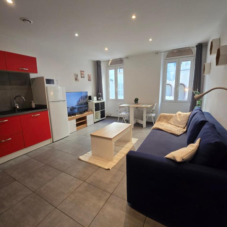 City and Sea - One-Bedroom Apartment - 21