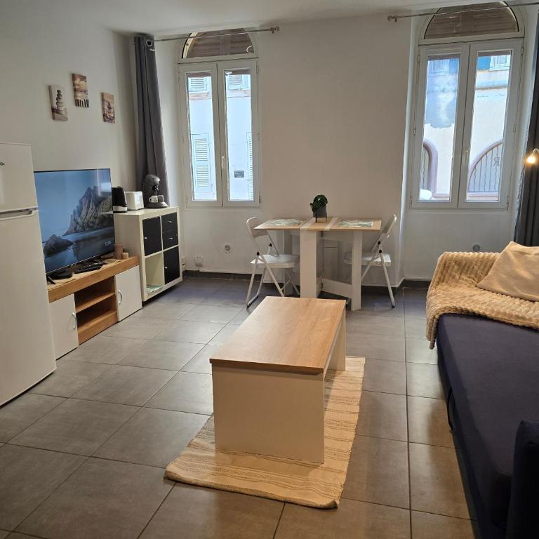 City and Sea - One-Bedroom Apartment - 22