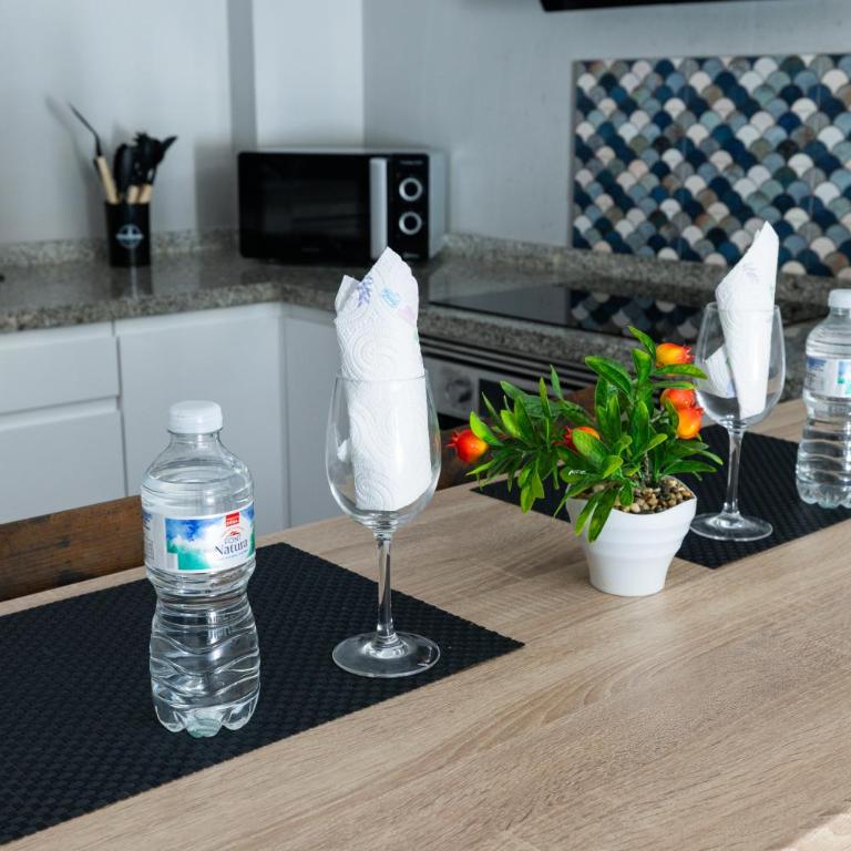 Apartamento con Piscina a 7 minutos de la Playa - Two-Bedroom Apartment - 11