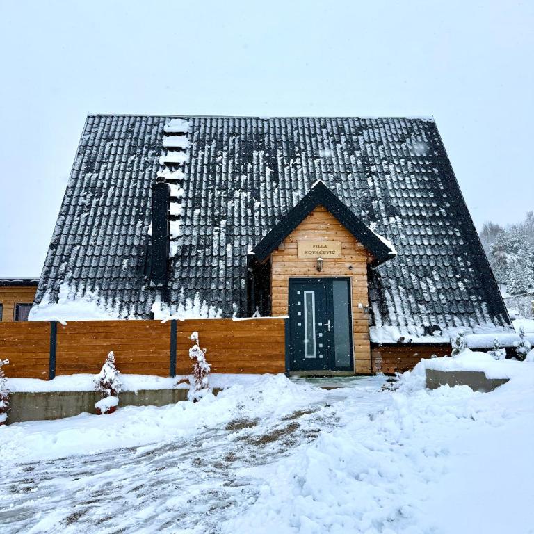 Kuća za odmor Villa Kovačević - Three-Bedroom Villa - 4