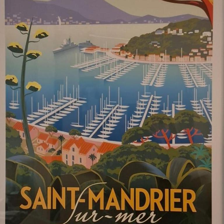 50 M2 -T3-Moderne-Climatisé-2 chambres-Très grande terrasse de 35 M2 avec BBQ-Vue magnifique et dégagée - Appartement - 5