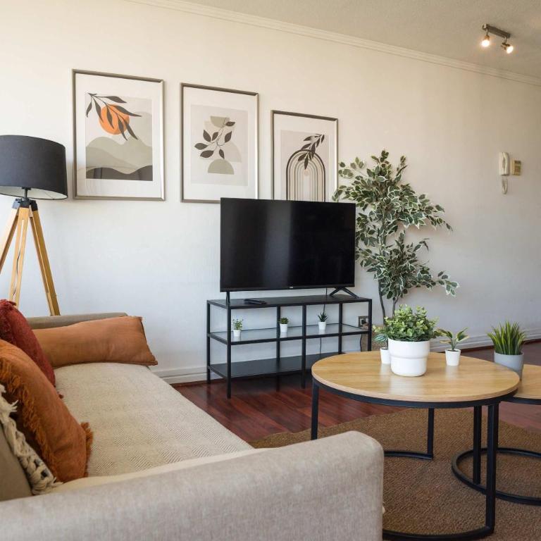 Contemporary 2BR Getaway Pool & Fitness Center - Apartment - 12