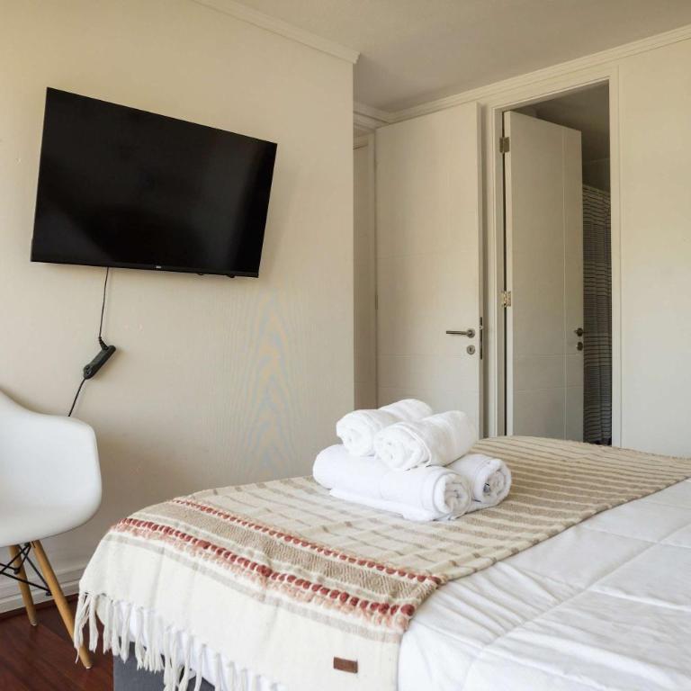 Contemporary 2BR Getaway Pool & Fitness Center - Apartment - 15