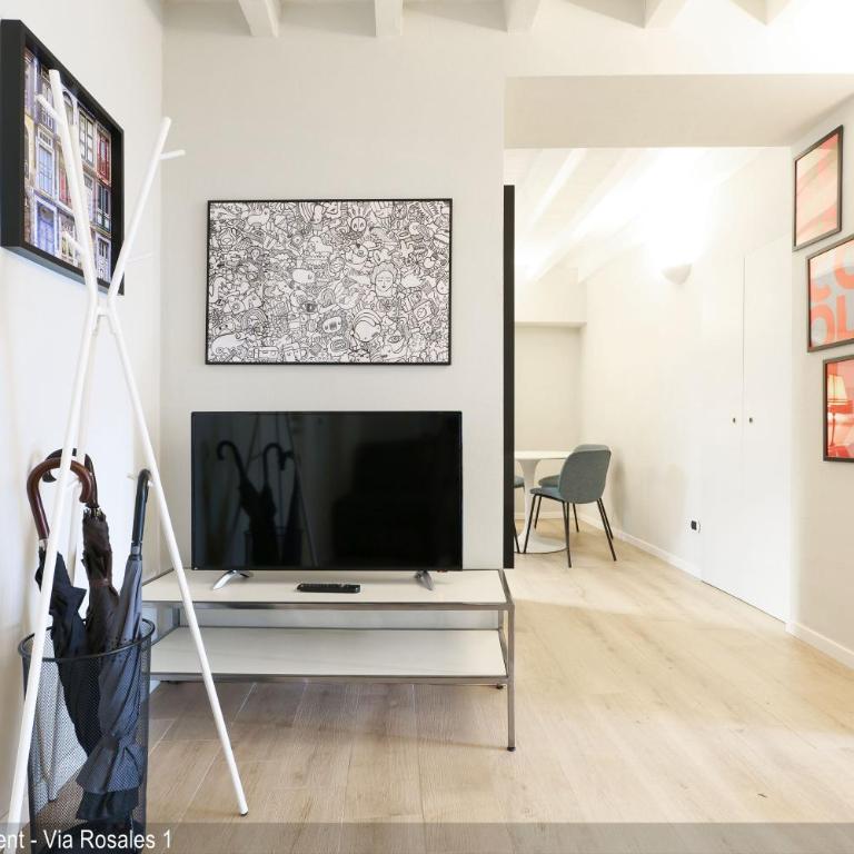Brera Apartments in Gae Aulenti - One-Bedroom Apartment - Via Rosales 1 - 8