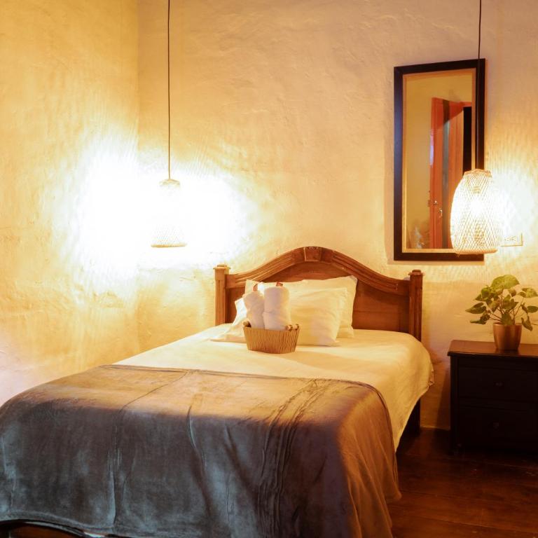 Hotel Colonial Abejorral - Habitación Triple Estándar - 6